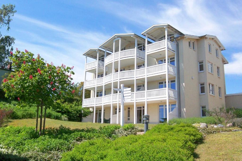 Mit Meerblick Und Balkon, Gratis Nutzung Vom Ahoi Erlebnisbad Und Sauna In Sellin - Meeresblick Fewo 25 Гёрен Экстерьер фото
